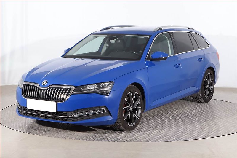 Škoda Superb (2019) Style 2.0 TDI, Automat - fotka 2 z 32