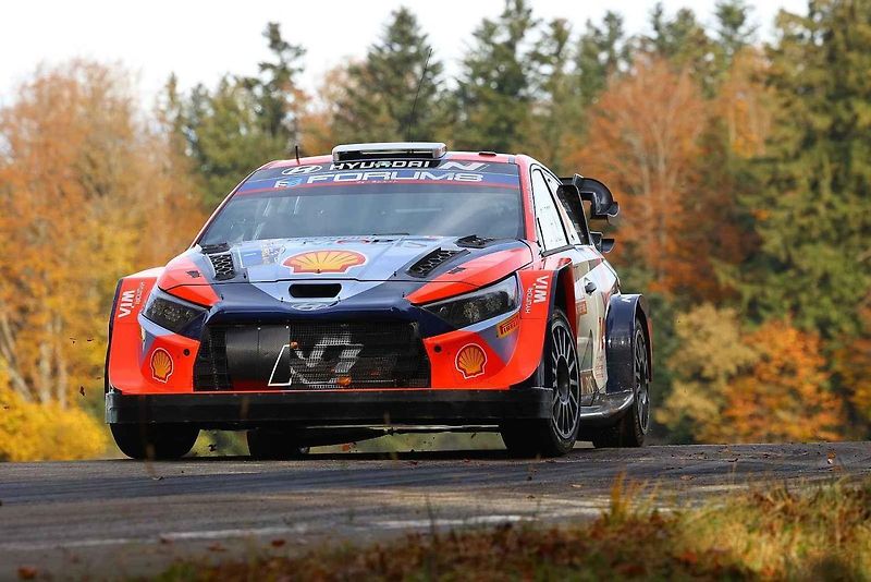Závěrečná etapa a cíl Středoevropské rallye v Pasově.