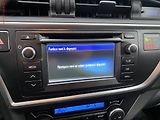 Toyota Auris (2014) 1.6, +kola - náhled 16