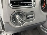 Volkswagen Polo 1.4 MPI 63kW - 1xMAJ.- PDC - náhled 14