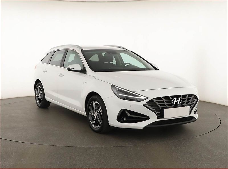 Hyundai i30 (2023) Smart 1.5 T-GDI MHEV, Automat - fotografie inzerátu