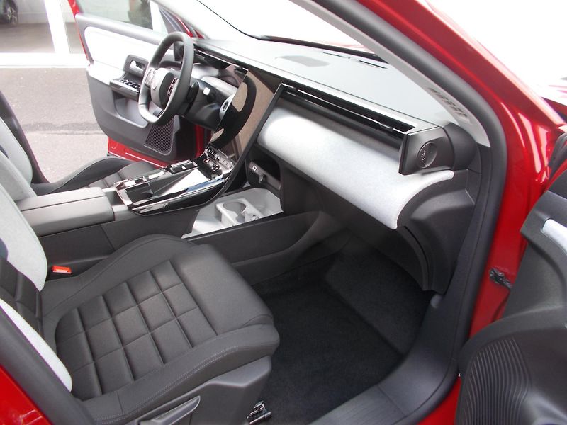 Citroën C5 Aircross (2026) YOU Hybrid 145k Automatic - fotka 9 z 15