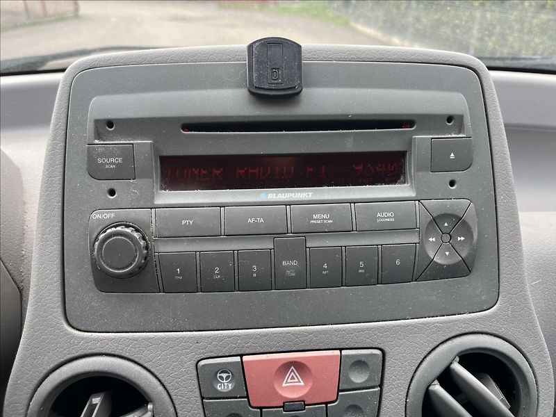 Fiat Panda 1.2 i KLIMA STK 4/2028 - fotka 17 z 27