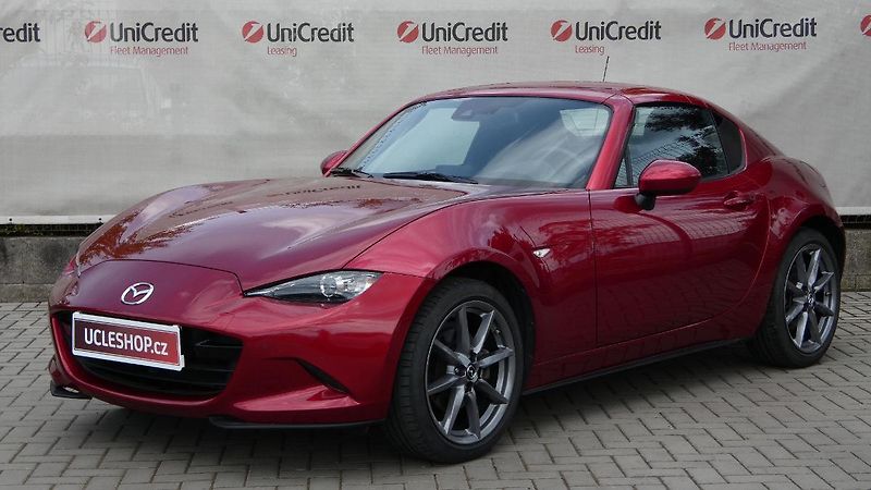 Mazda MX-5 RF 2.0 Skyactiv-G184 Exclusive - fotka 2 z 22
