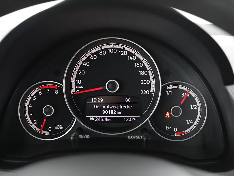 Volkswagen up! 1.0MPI 48kW MOVE - fotka 14 z 24