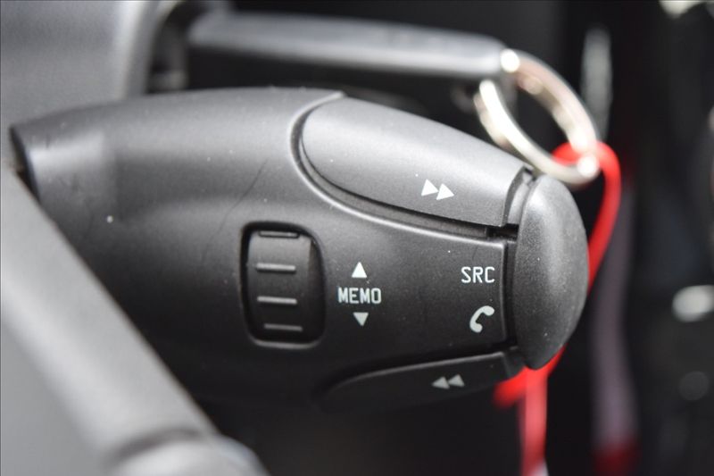 Citroën C3 1,1 i 44KW PO SERVISE NOVÁ STK - fotka 29 z 40
