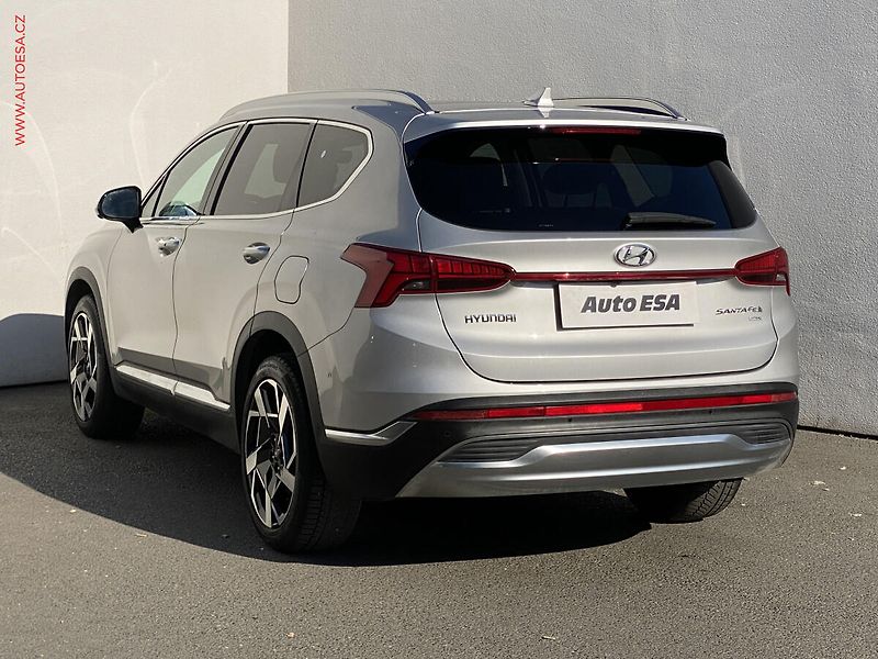 Hyundai Santa Fe (2021) 2.2 CRDi 4x4, ČR, Premium - fotka 6 z 24