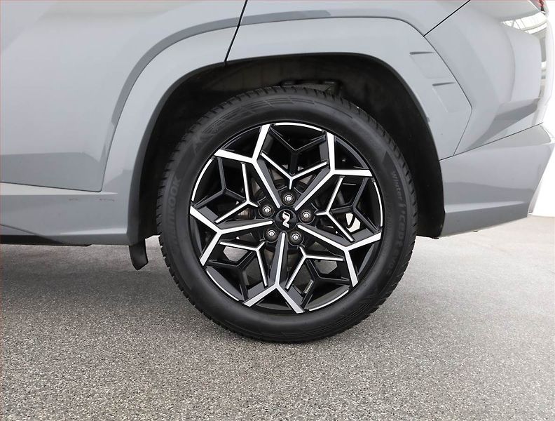 Hyundai Tucson (2022) 1.6 T-GDI - fotka 21 z 21