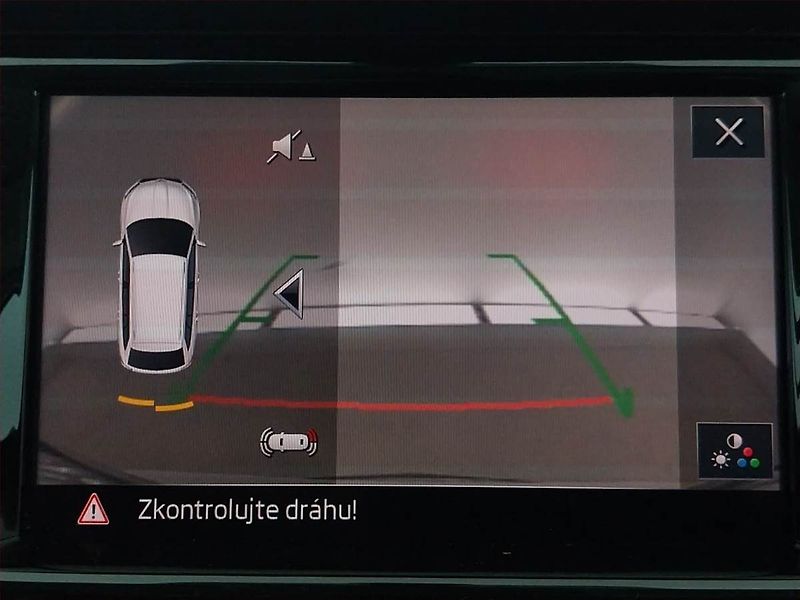 Škoda Fabia (2020) Style Plus 1.0 TSI, Tempomat - fotka 20 z 20