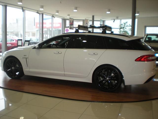 Jaguar XF (2013) 2,2 Diesel SPORTBRAKE - fotografie inzerátu