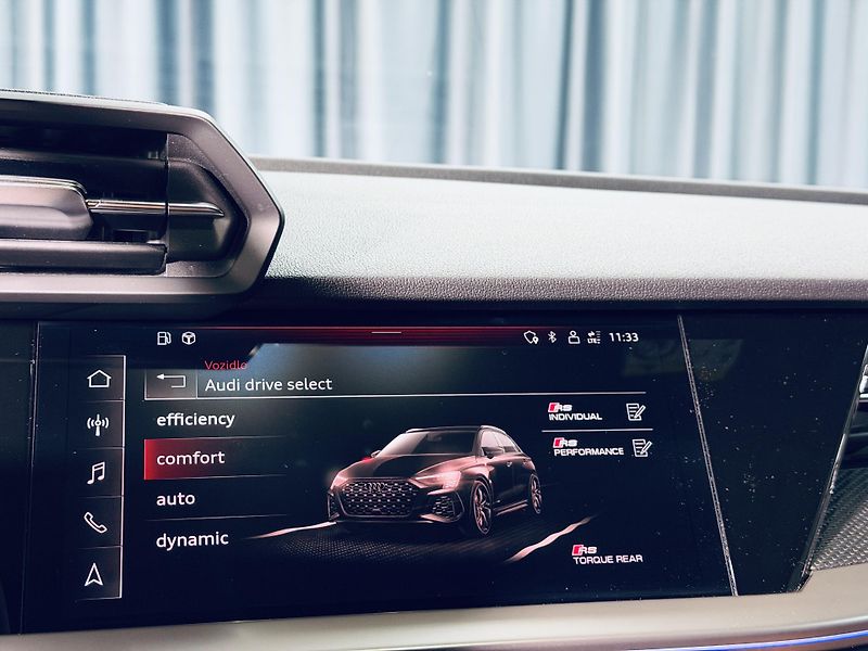 Audi RS 3 (2022) TFSI*SPORTBACK*CERAMIC*CARBON - fotka 29 z 40