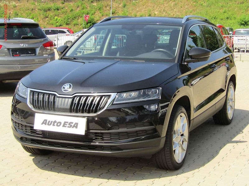 Škoda Karoq (2017) 2.0TDi 4x4, ČR, DSG, LED - fotka 3 z 14