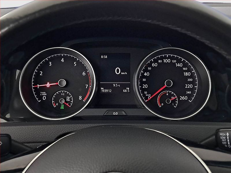 Volkswagen Golf (2019) Highline 1.5 TSI, Tempomat - fotka 11 z 18
