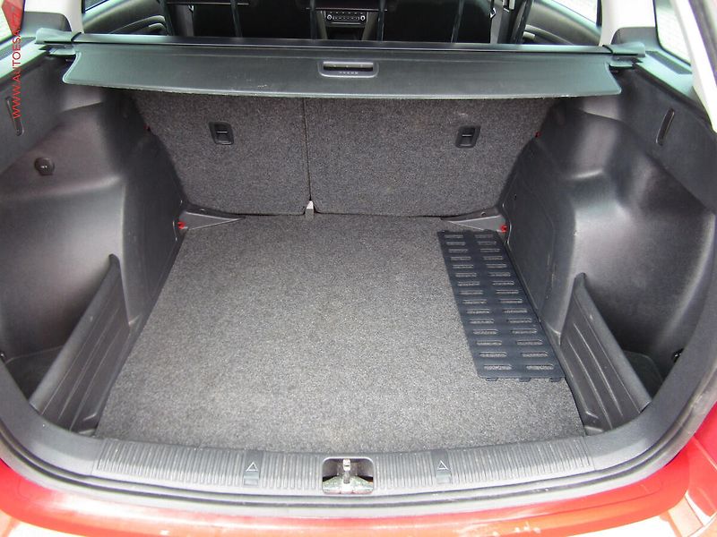 Škoda Fabia (2010) 1.2 TSI, ČR, STK9/27 - fotka 8 z 18