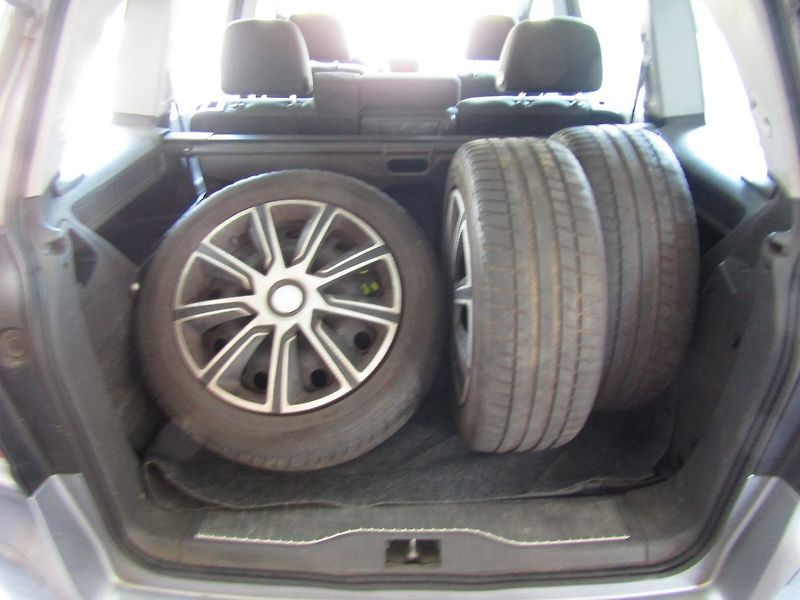 Opel Zafira (2006) 1.9 CDTi 88kW - fotka 22 z 33