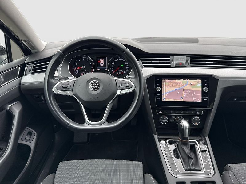 Volkswagen Passat 2.0TSI Matrix ACC Kamera Taž - fotka 7 z 14