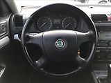 Škoda Octavia 2,0   Scout 4x4 - náhled 12
