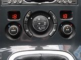 Peugeot 3008 (2011) 1.6 HDi, Navi, Tempomat - náhled 17