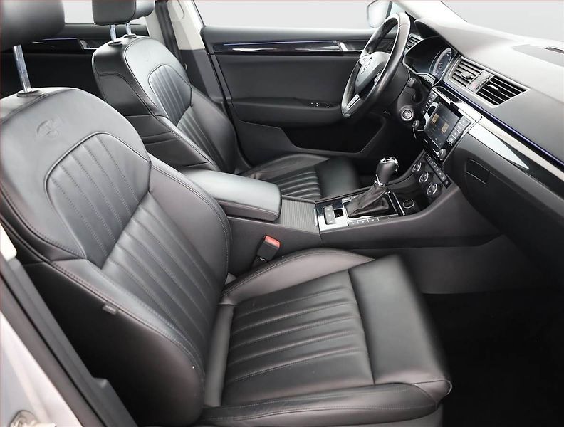 Škoda Superb (2016) Laurin&Klement 2.0 TDI - fotka 7 z 20