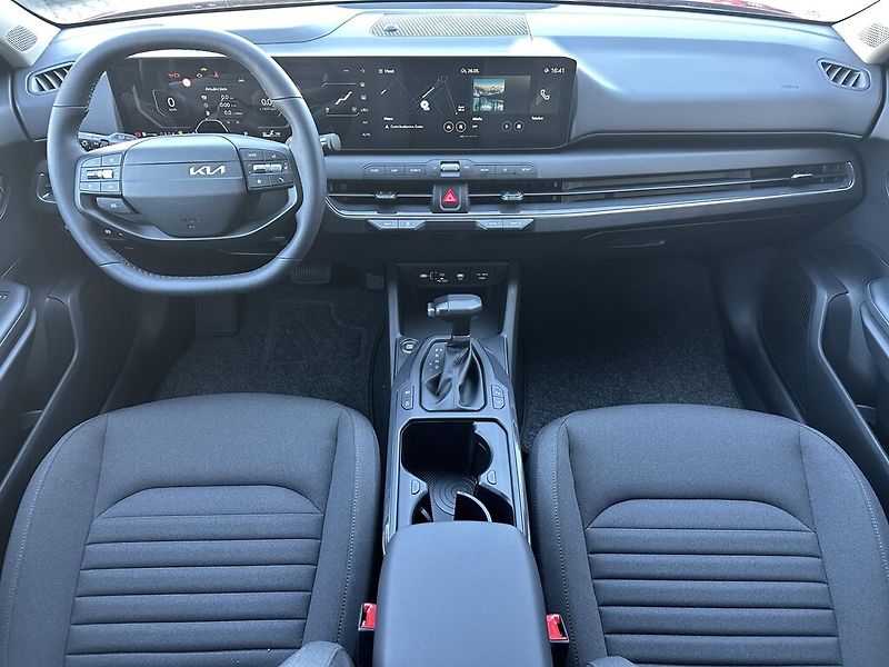 Kia K4 Sportswagon (2026) 1,6 T-GDi 7DCT 110 kW - fotka 5 z 6