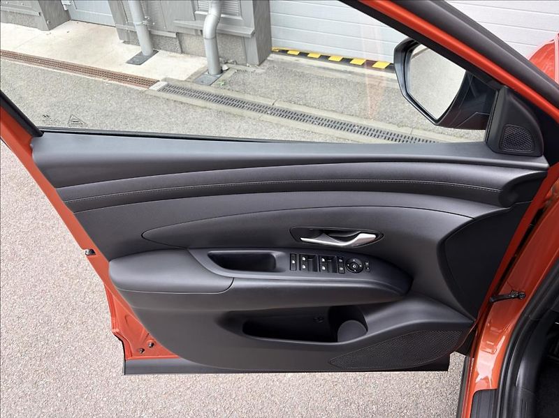 Hyundai Tucson 1,6 T-GDI  FL Smart - fotka 8 z 25