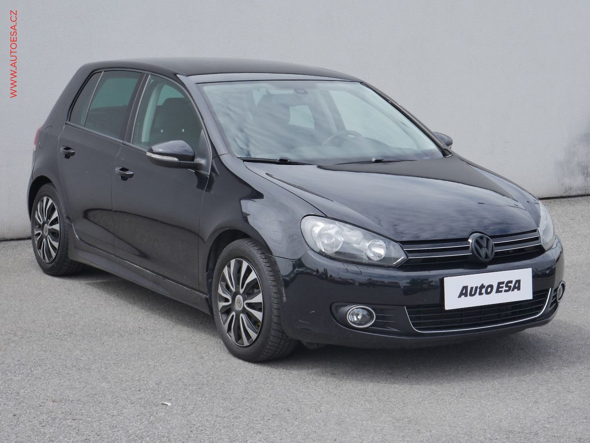 Volkswagen Golf 1.4 TSi, ČR, STK5/28