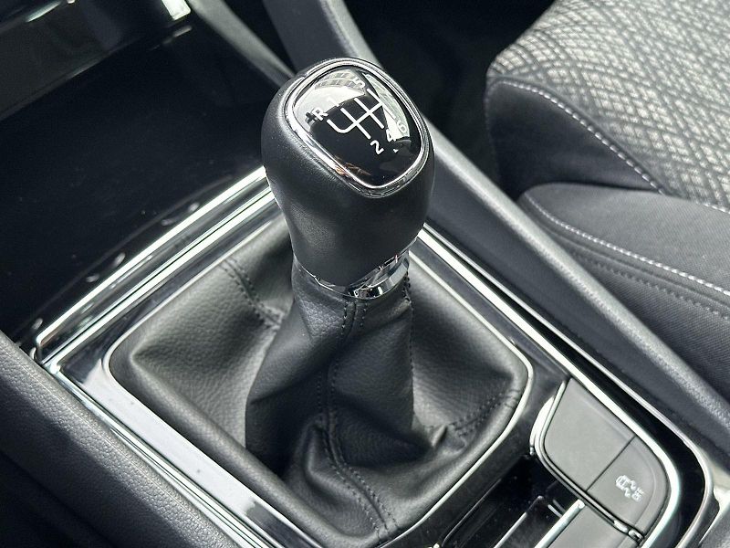 Škoda Karoq (2022) 2.0 TDI Style + - fotka 15 z 27