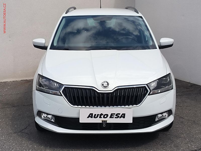 Škoda Fabia (2019) 1.0 TSI, ČR, Style, navi, LED - fotka 2 z 23