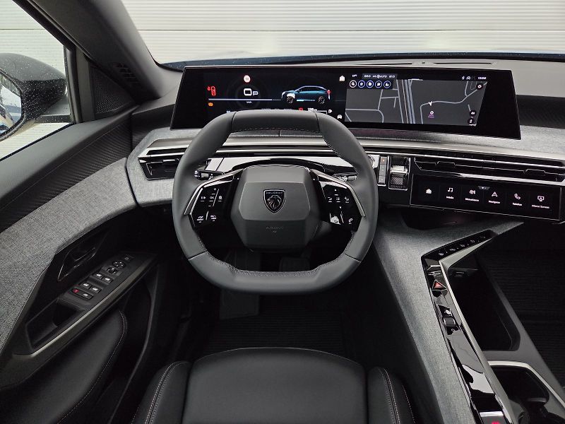 Peugeot 3008 (2026) ALLURE Hybrid 145 e-DCS6 - fotka 12 z 15