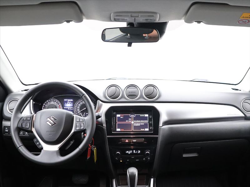 Suzuki Vitara 1,4 BoosterJet 103kW AllGrip C - fotka 29 z 36