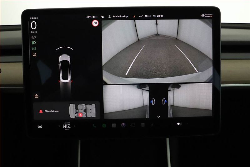 Tesla Model 3 (2019) Long Range 4WD 78kWh, SoH 82% - fotka 12 z 20