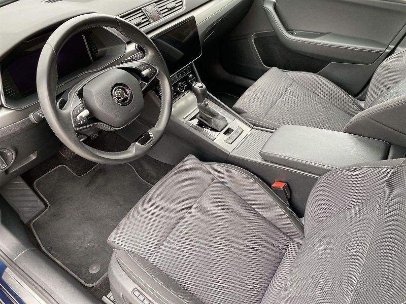 Škoda Superb (2021) 2.0 TDI DSG Style - fotka 6 z 35