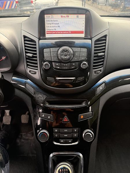 Chevrolet Orlando 2.0D 120 kW - fotka 13 z 21