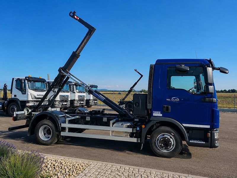 MAN TGL 12.250 NOSIČ KONTEJNERU 8T - fotka 2 z 5