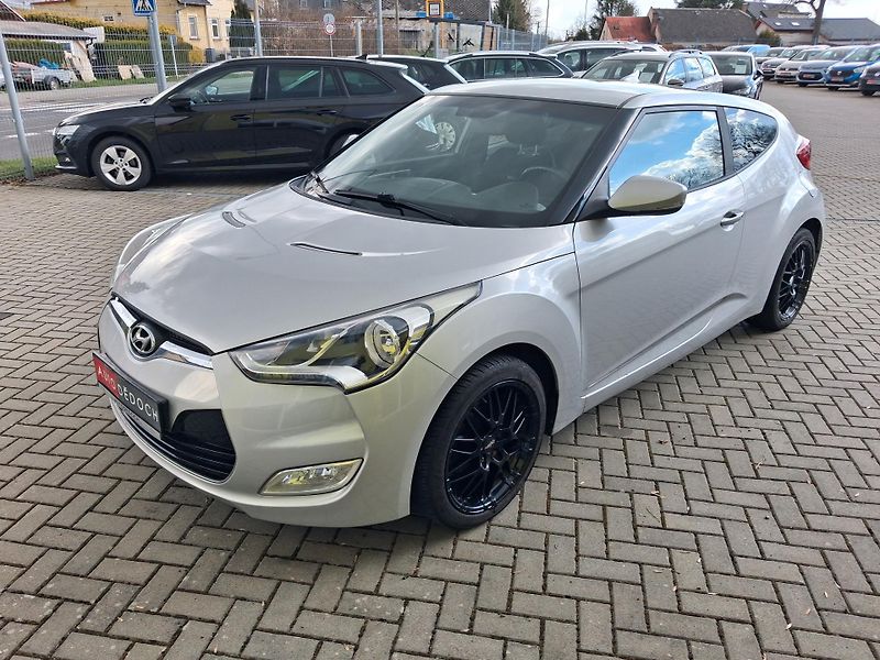 Hyundai Veloster (2011) 1,6GDi SERVISKA NOVÁSTK 2xKOLA - fotka 3 z 33