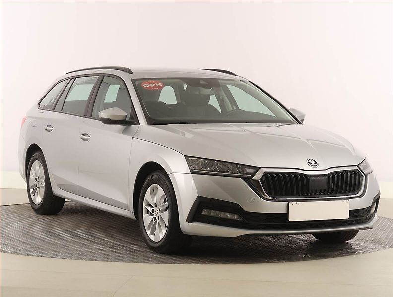 Škoda Octavia (2022) Ambition 2.0 TDI, ČR,1.maj - fotografie inzerátu