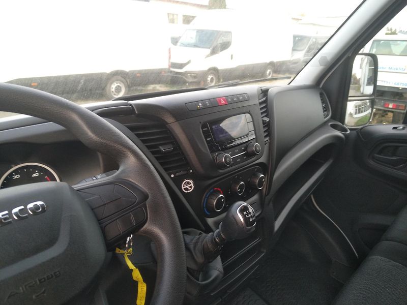 Iveco Daily 35C160 celo 8 palet - fotka 8 z 9