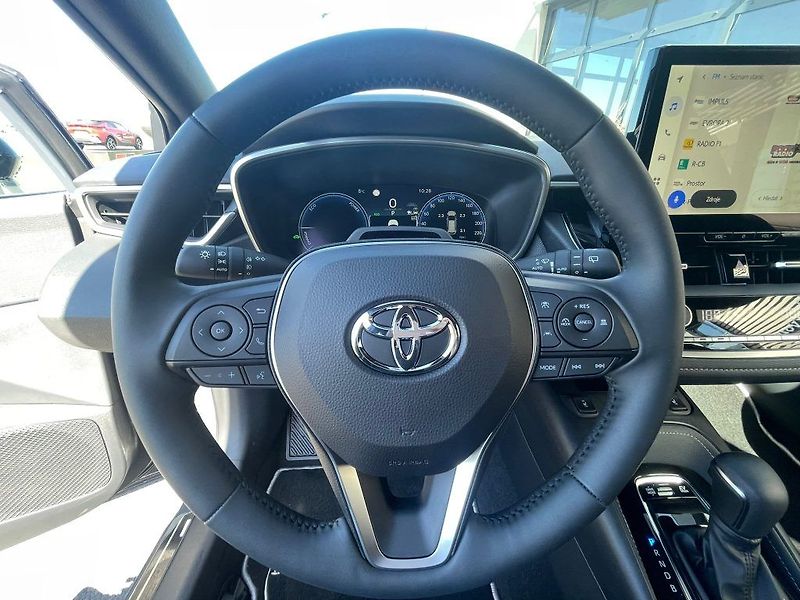 Toyota Corolla 1.8 Hybrid 140K Style - fotka 20 z 29