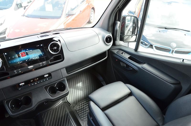 Mercedes-Benz Sprinter (2021) 3.0 V6 140kW AT 1.MAJ./ ZÁRUKA - fotka 28 z 42