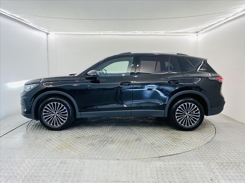 Volkswagen Tiguan 2,0 TDI DSG 110 kW Head Up Lif - fotka 3 z 27