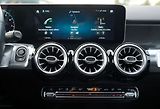 Mercedes-Benz GLB 250i 4Matic/AMG/AT/225 PS/Led - náhled 38