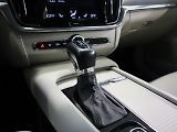 Volvo V90 D5 Momentum 173 kW AWD - náhled 16