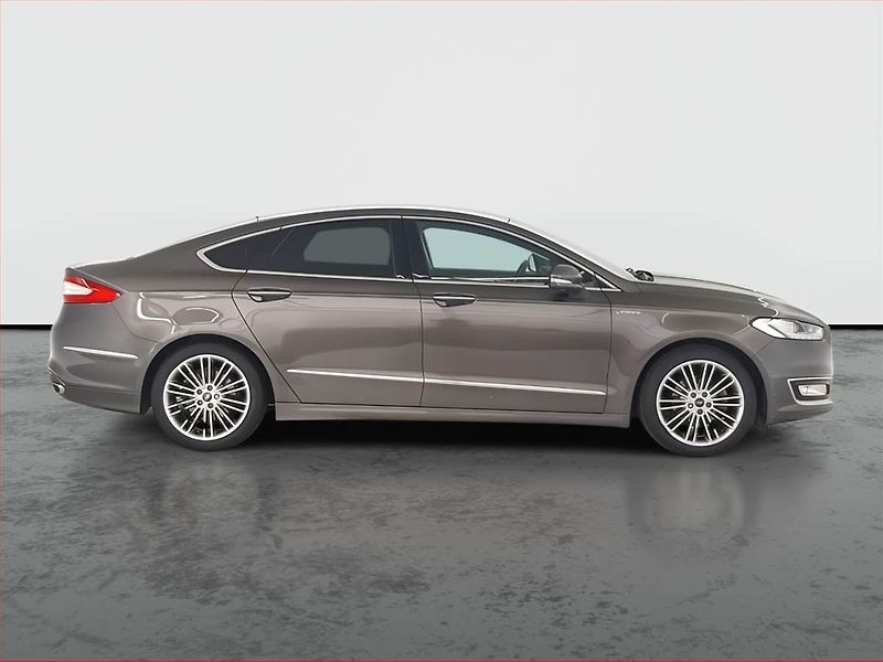 Ford Mondeo (2018) Vignale 2.0 Hybrid, Automat - fotka 6 z 26