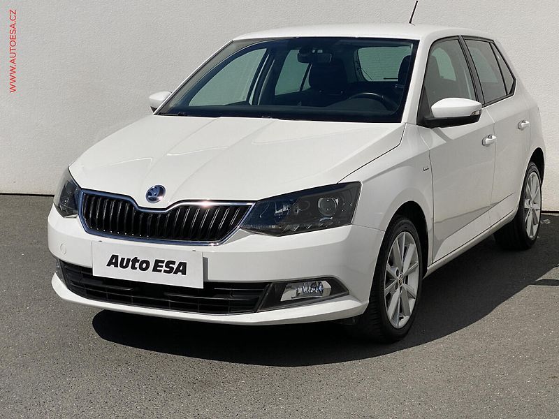 Škoda Fabia (2018) 1.0 TSi, Clever, kamera - fotka 3 z 18