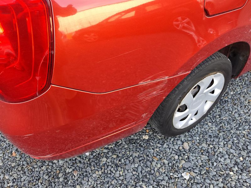 Dacia Logan 1.MAJITEL, KOUPENO V ČR - fotka 16 z 23