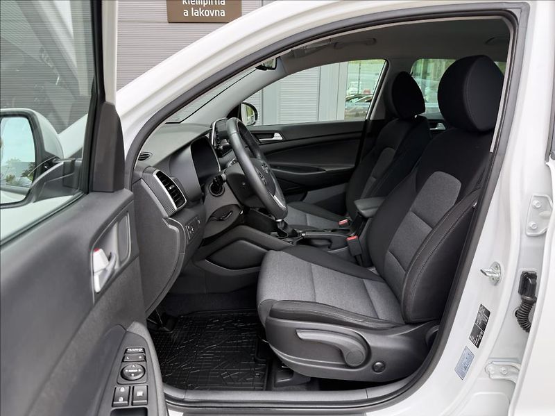 Hyundai Tucson 1,6 T-GDI  Traveller - fotka 7 z 26