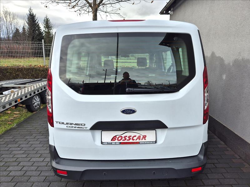 Ford Tourneo Connect 1,6 TDCi Long DPH! REZERVACE!! - fotka 5 z 28