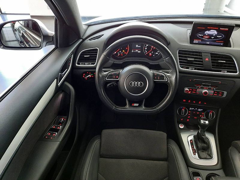 Audi Q3 (2018) 2.0 TDI quattro (135kW/184k) S - fotka 11 z 22