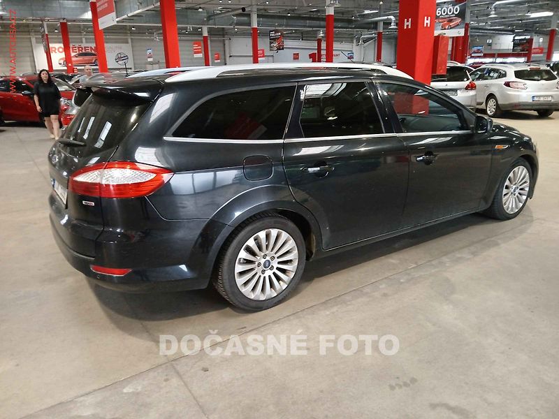 Ford Mondeo (2008) 2.0 TDCi, autoAC - fotka 2 z 3