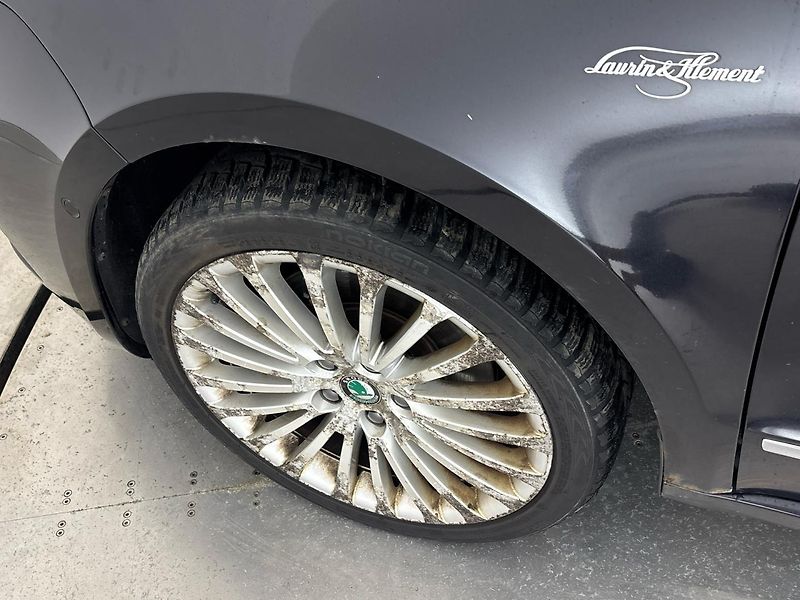Škoda Superb L&K - fotka 26 z 26